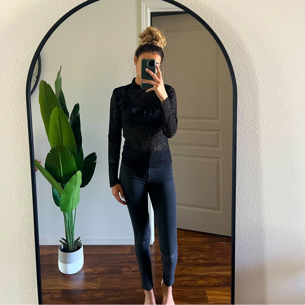 Arizona Jean Co. | M | Long Sleeve Black Eyelet Top